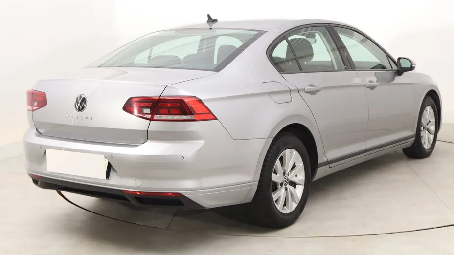 VW Passat -