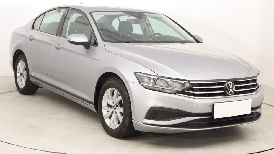 VW Passat -