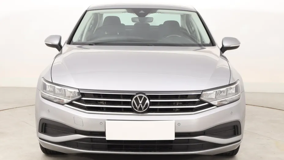 VW Passat -
