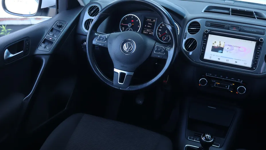 VW Tiguan -