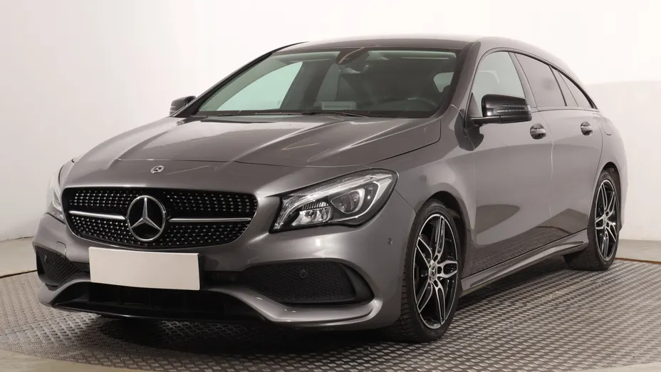Mercedes CLA -