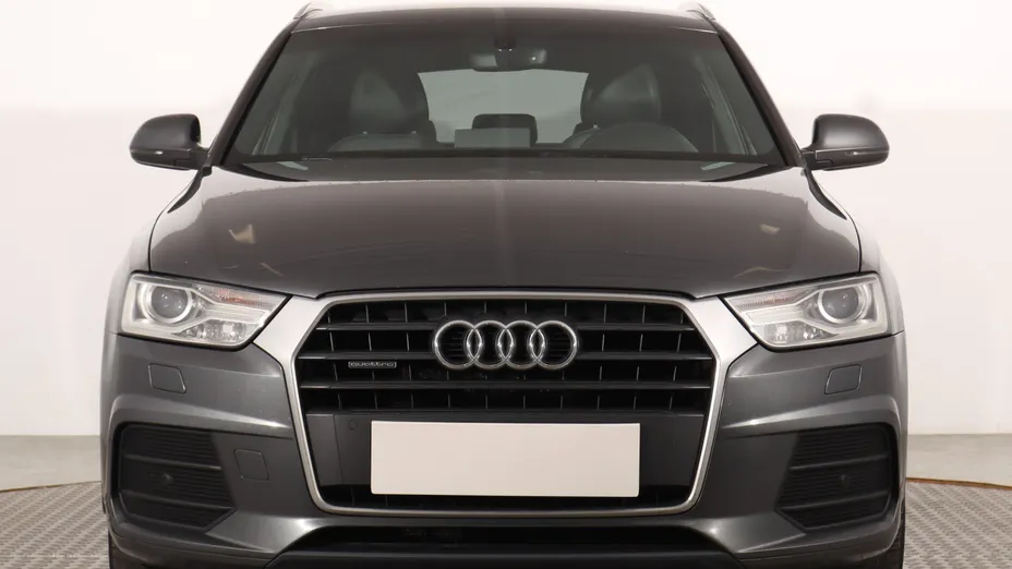 Audi Q3 -