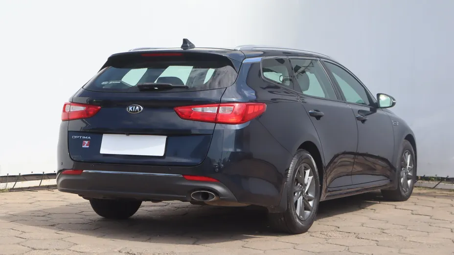 Kia Optima -