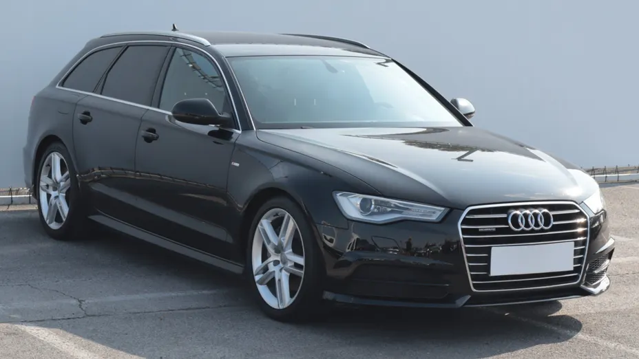 Audi A6 -