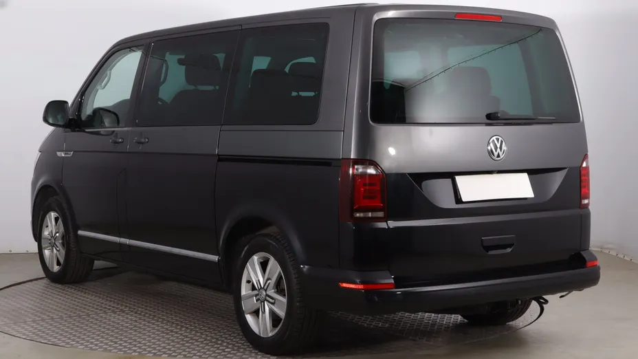 VW Multivan -