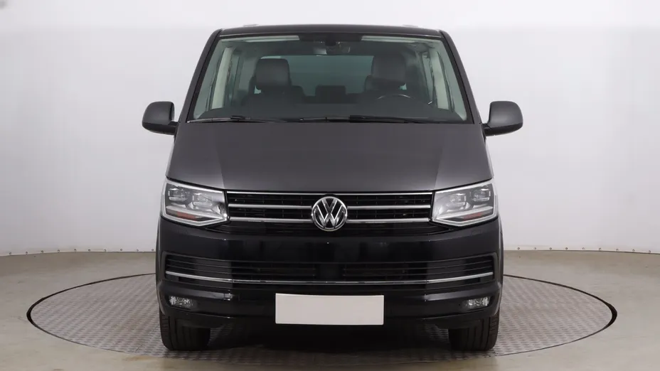 VW Multivan -