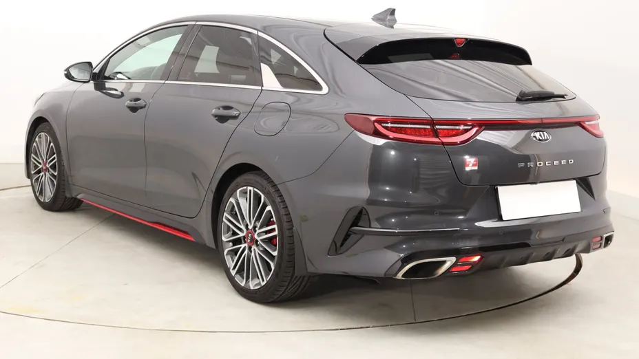 Kia ProCeed -