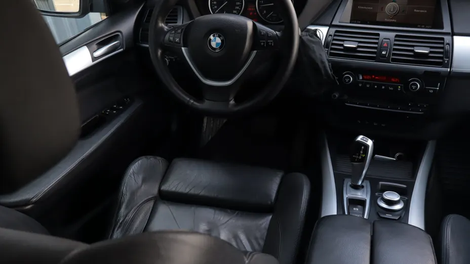BMW X5 -