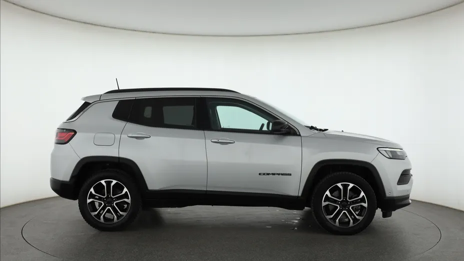 Jeep Compass -