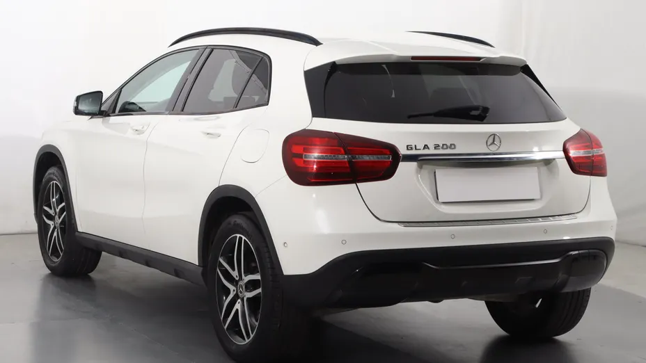 Mercedes GLA -