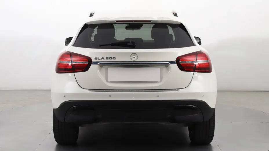 Mercedes GLA -