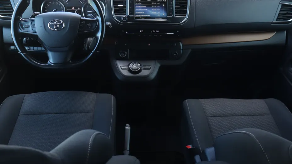 Toyota Proace Verso -