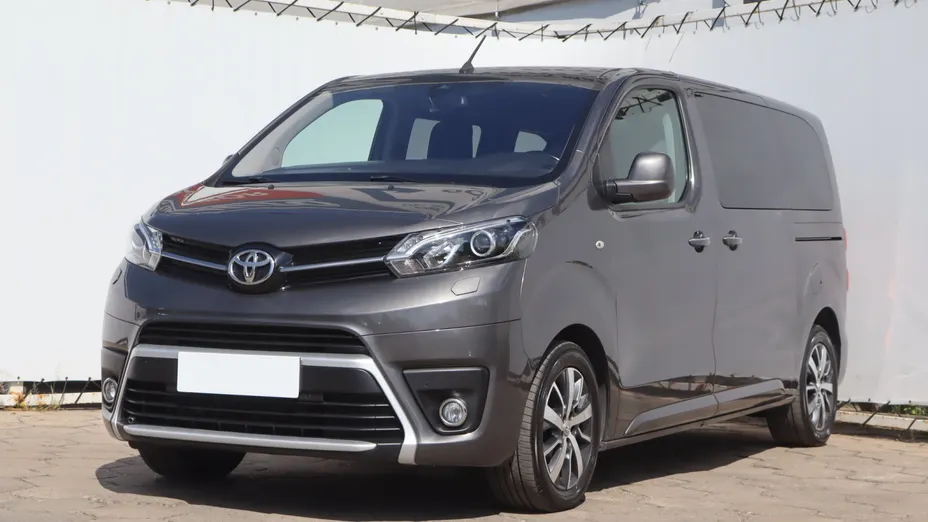 Toyota Proace Verso -