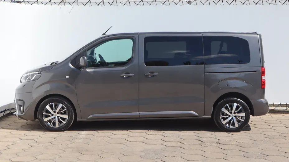 Toyota Proace Verso -
