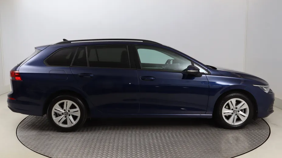 VW Golf -