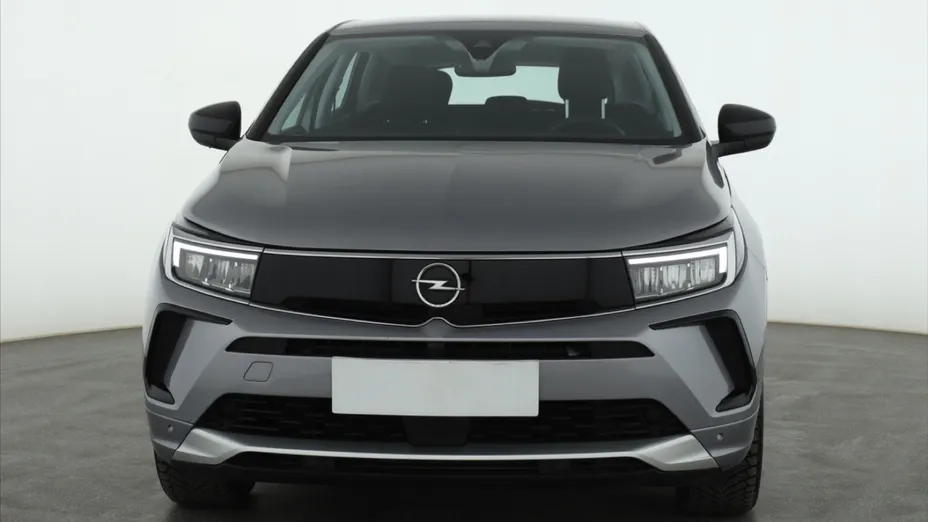 Opel Grandland -