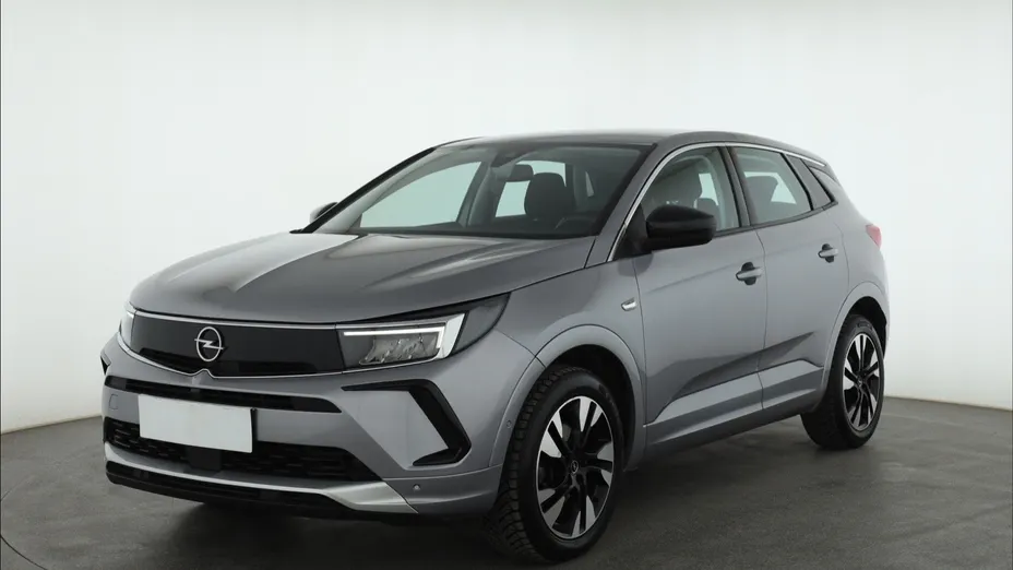 Opel Grandland -