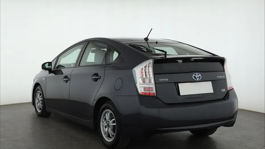Toyota Prius -