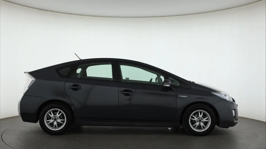 Toyota Prius -