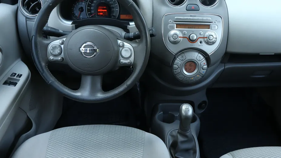 Nissan Micra -