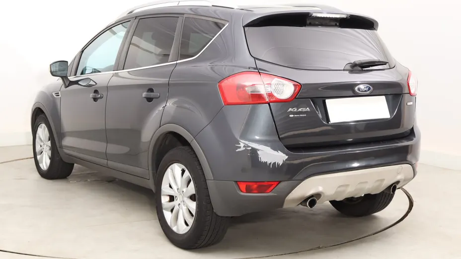 Ford Kuga -
