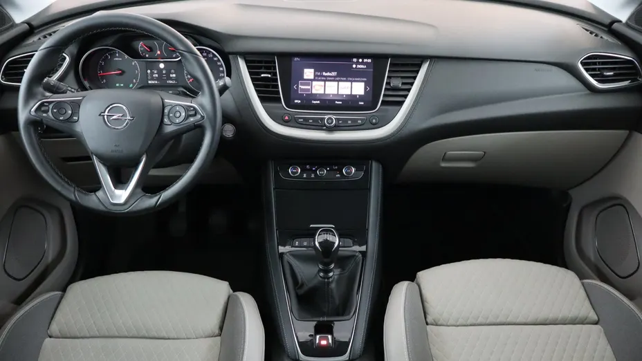 Opel Grandland -