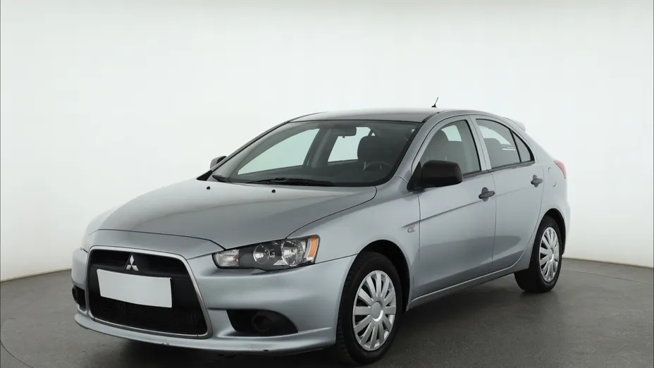 Mitsubishi Lancer -