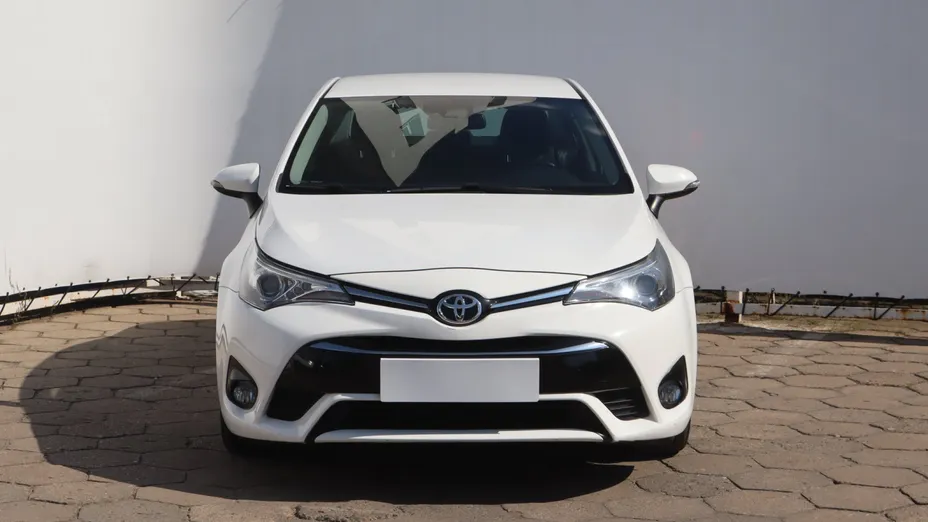 Toyota Avensis -