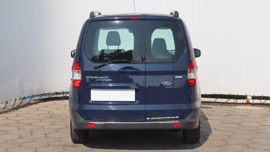Ford Transit Courier -