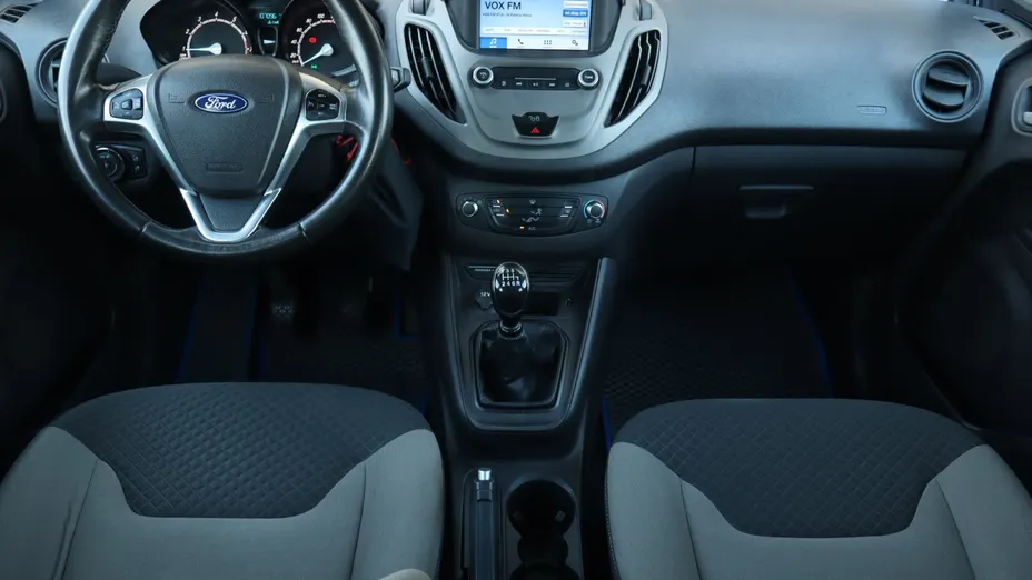 Ford Transit Courier -