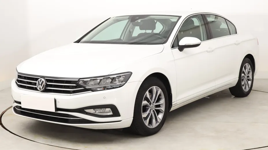 VW Passat -