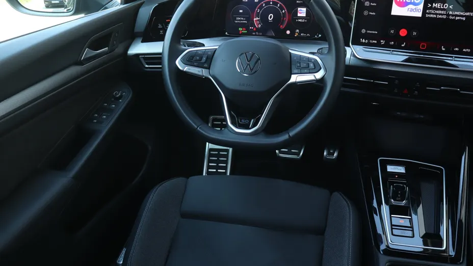 VW Golf -