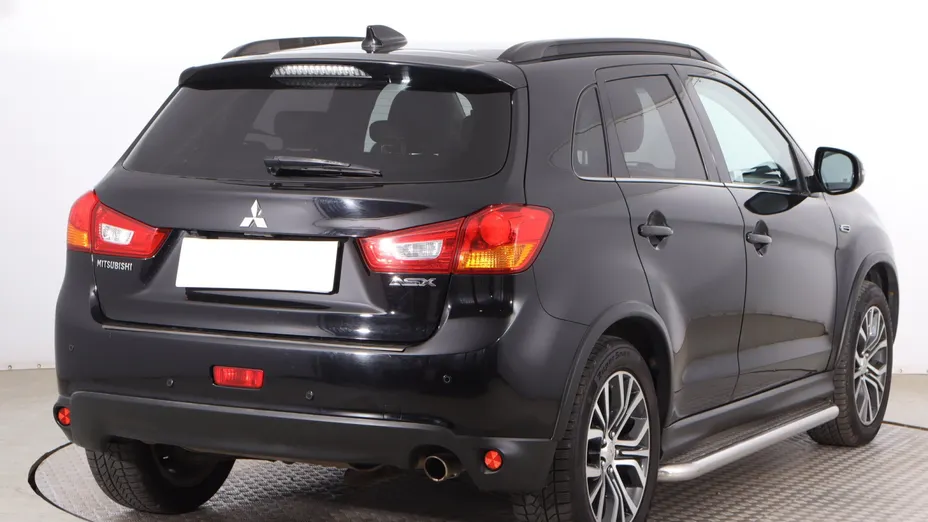 Mitsubishi ASX -