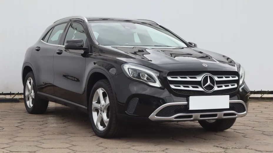Mercedes GLA -