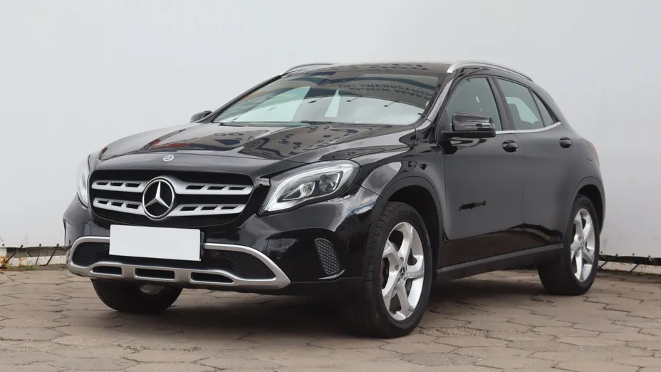 Mercedes GLA -