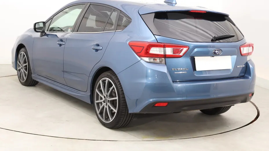 Subaru Impreza -