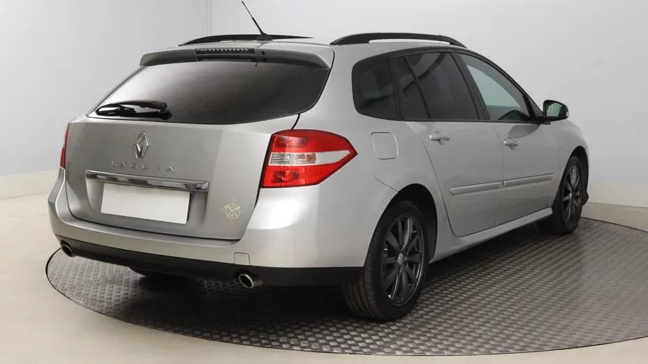 Renault Laguna -