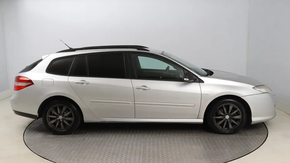 Renault Laguna -