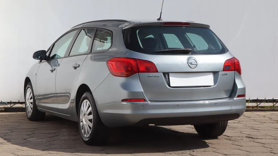 Opel Astra -