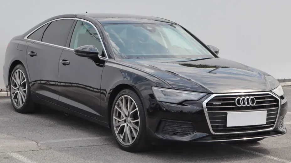 Audi A6 -