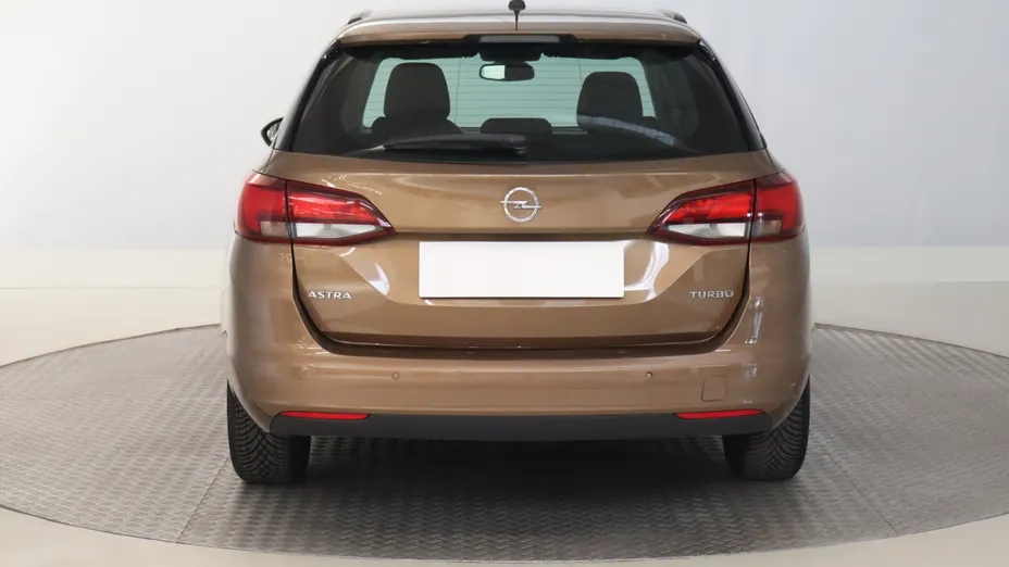 Opel Astra -