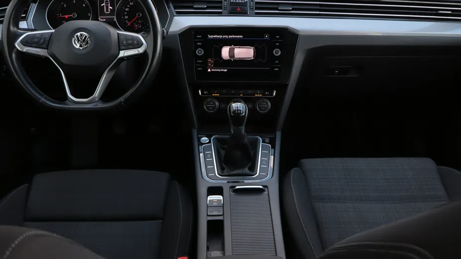 VW Passat -