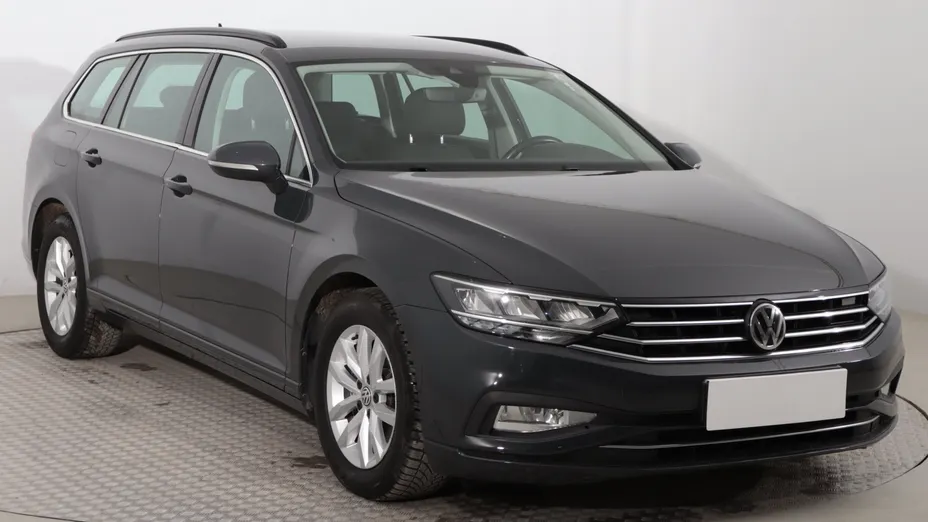 VW Passat -