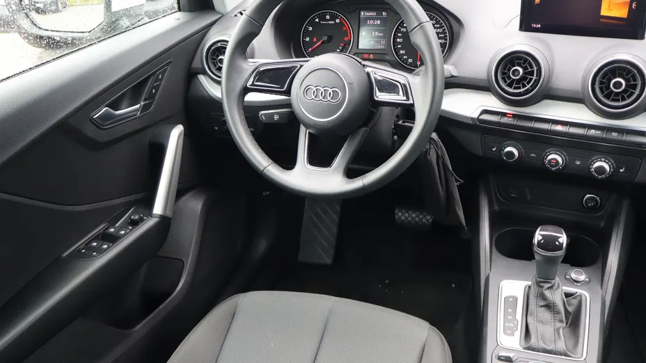Audi Q2 -