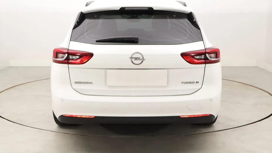 Opel Insignia -