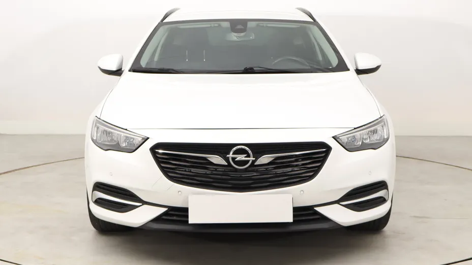 Opel Insignia -