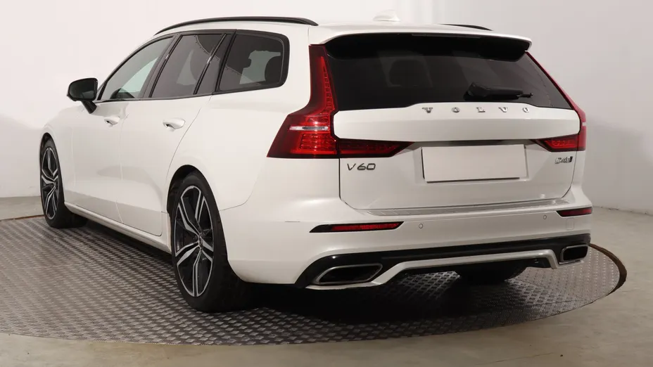 Volvo V60 -