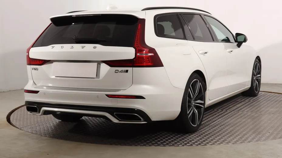 Volvo V60 -