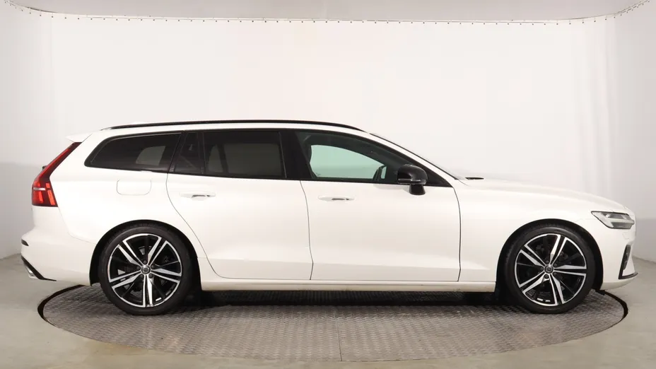Volvo V60 -
