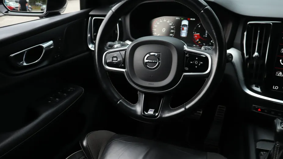 Volvo V60 -